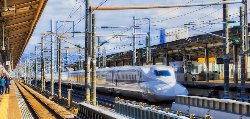 Everyone should ride a bullet train at least once! Everyone should ride a bullet train at least once!