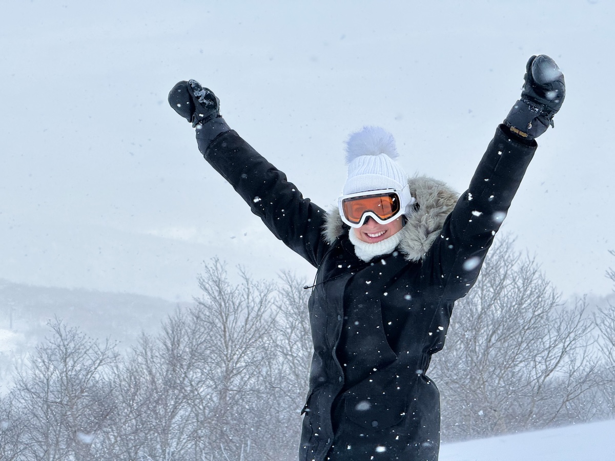 Be sure to wrap up warm during winter in Japan. Be sure to wrap up warm during winter in Japan.