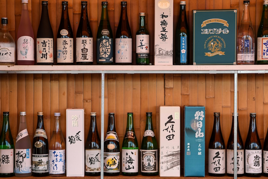 When you're in Japan, it's an ideal opportunity to try both shochu and sake. When you're in Japan, it's an ideal opportunity to try both shochu and sake.