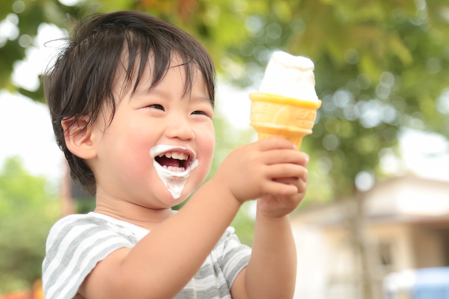Young or old, everyone loves ice cream! 
