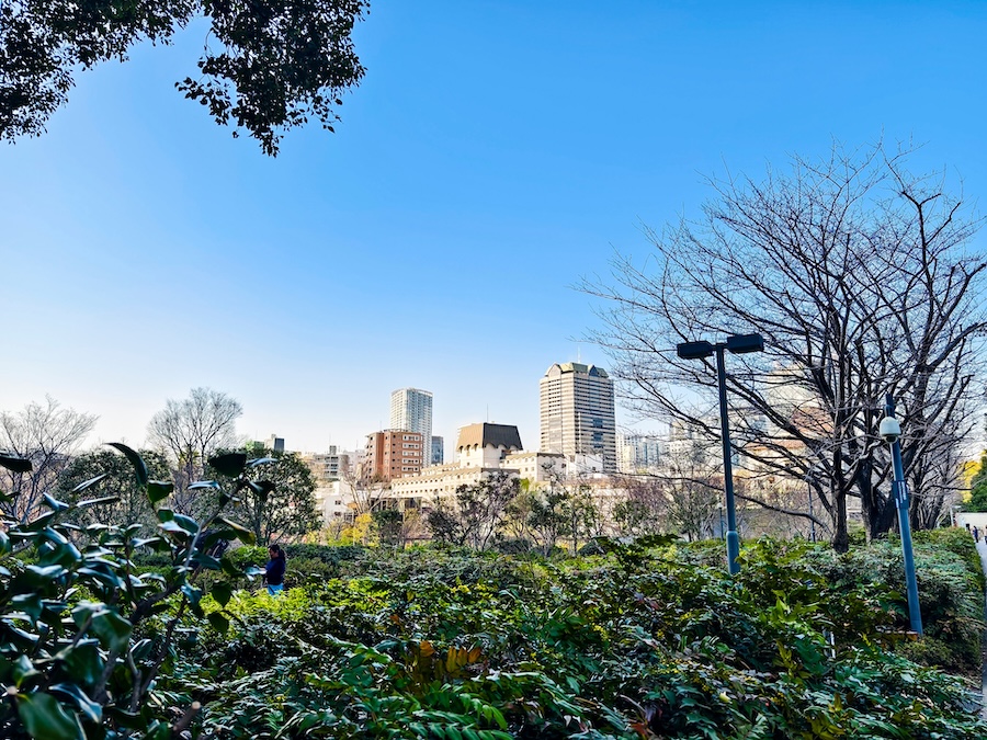 Hinokicho Park in Akasaka near Hie Shrine. Hinokicho Park in Akasaka near Hie Shrine.