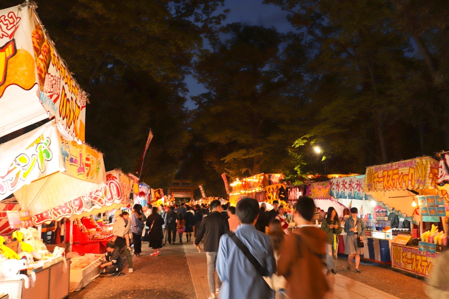 Food stalls are a familiar site at most traditional Japanese matsuri.