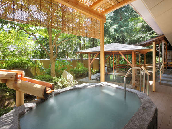 Public Open-air bath photo