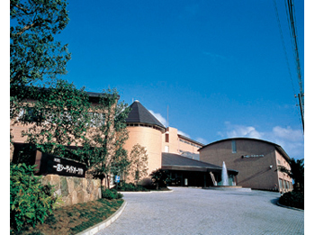 Exterior - summer photo