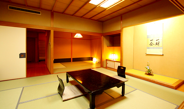 Hotel Yahatakan photo