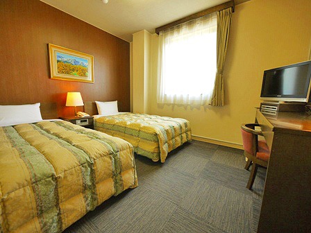 Hotel Route-Inn Court Karuizawa image