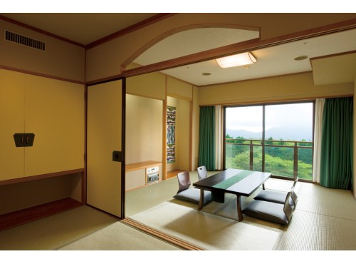 Hotel Green Plaza Hakone image
