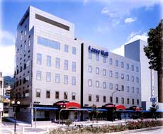 Lasse Hall image