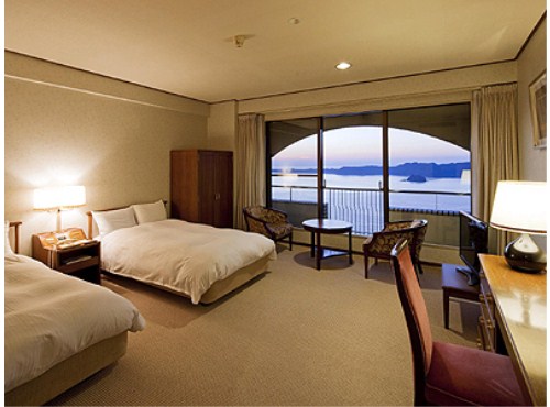 Hotel New Awaji Plaza Awajishima image