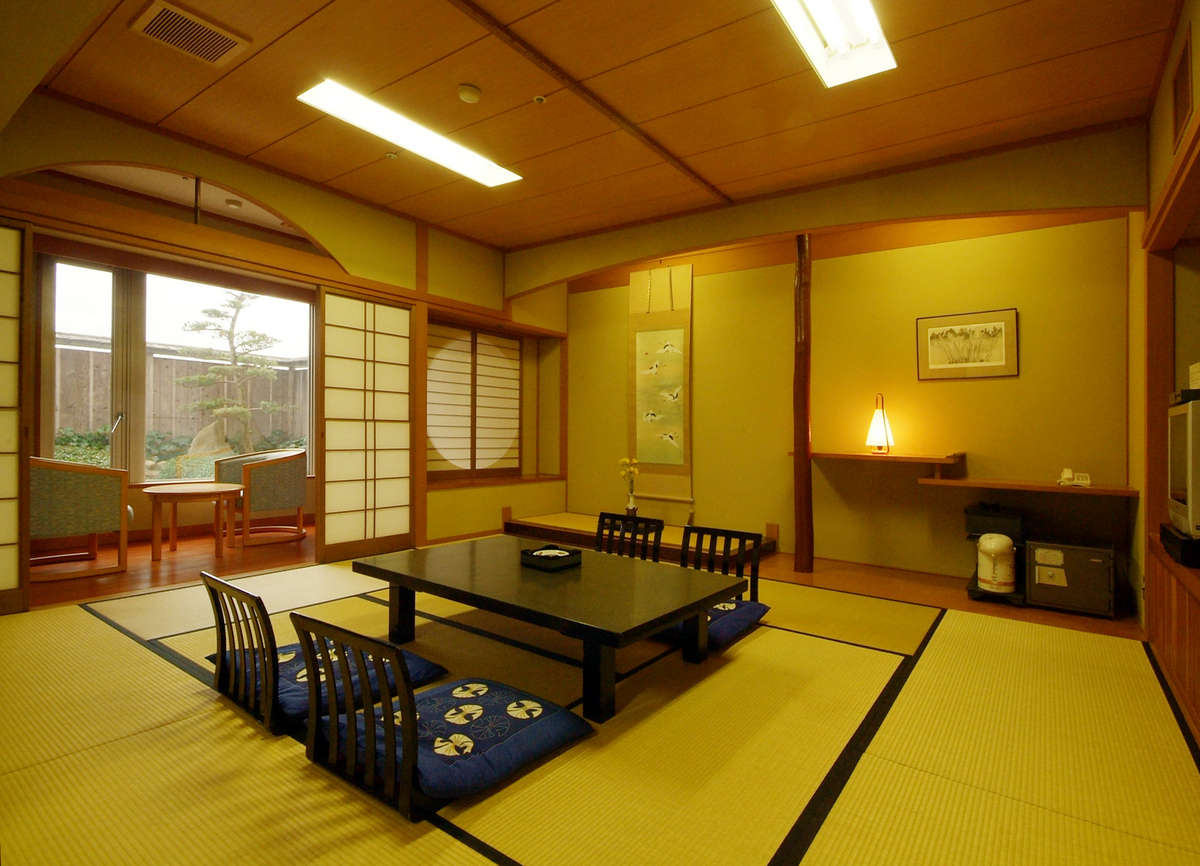 Yanai Cruise Hotel image