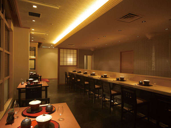 Royal Hotel Yamanaka Onsen Kajikaso image