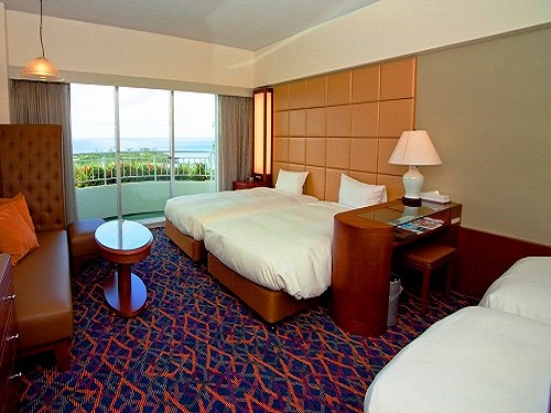 Okinawa Kariyushi Beach Resort Ocean Spa image