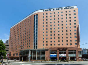 Hotel facade photo