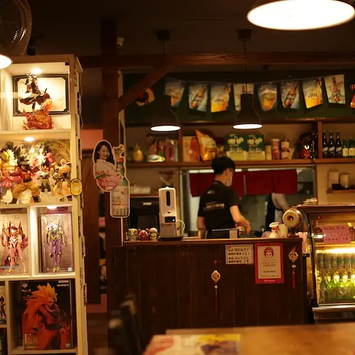 Guide to Japanese Manga Cafés: What to Expect photo