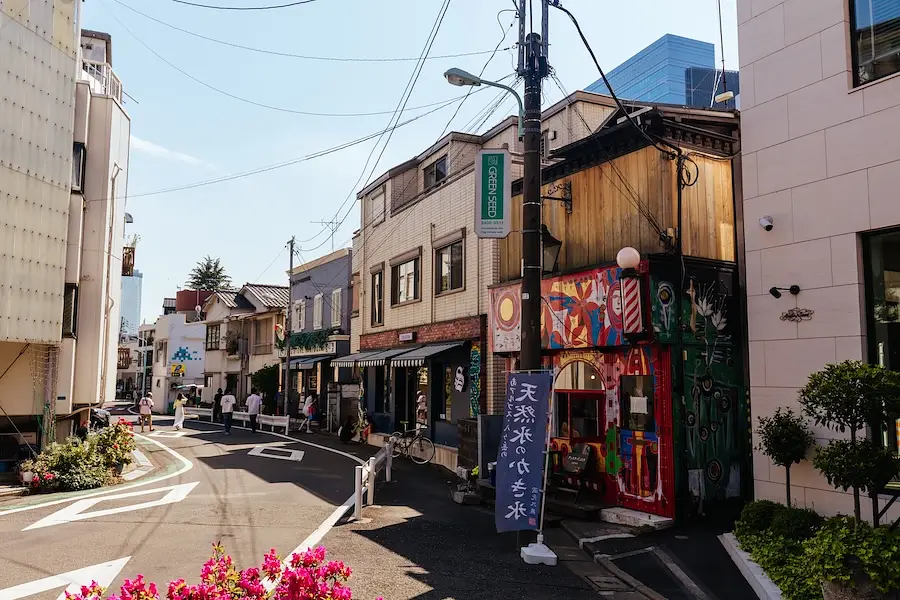 Cat Street, Tokyo: The Ura-Harajuku Shopping Lane Between Harajuku and Shibuya  photo
