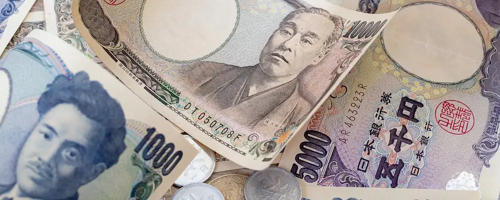 How Much Money Should You Bring to Japan? Cash, Cards, and Daily Budgets photo
