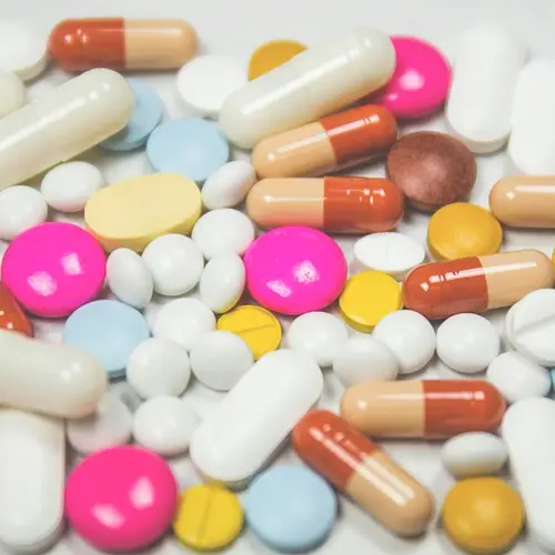Can I Bring Ibuprofen to Japan? Medication Rules for Travellers photo