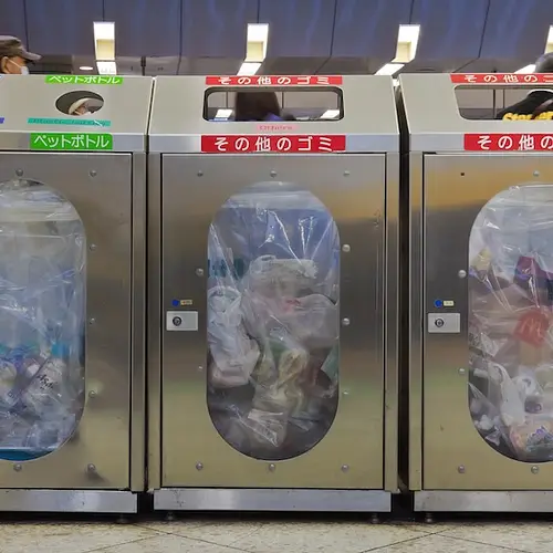 Why Are There No Trash Cans in Japan? (And What to Do With Your Rubbish) photo