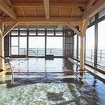 Men's main bath photo