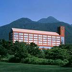 Hotel facade photo
