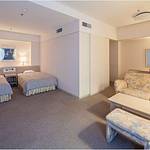 Guestroom photo