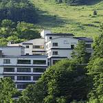 Hotel facade photo