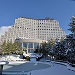 Hotel facade photo