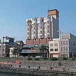 Hotel facade photo