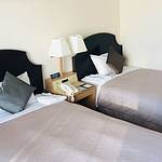 Guestroom photo