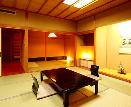 Hotel Yahatakan photo