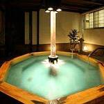 Main bath photo