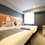 Guestroom photo