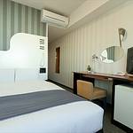 Guestroom photo