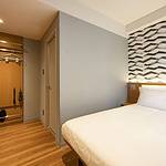 Guestroom photo