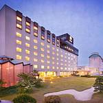 Hotel facade photo