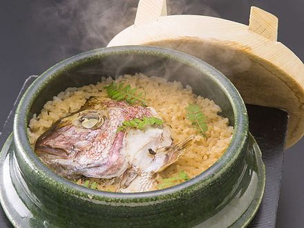 Keishokan Sazanamitei photo