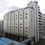 Hotel facade photo