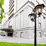 Hotel facade photo