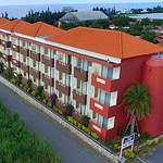 Hotel facade photo