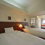 Guestroom photo