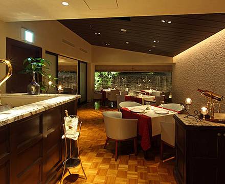 Nishitetsu Grand Hotel photo