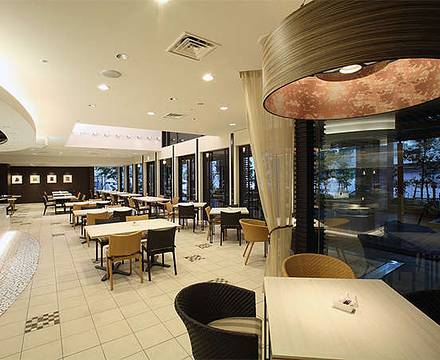 ANA Crowne Plaza Hotel Fukuoka photo