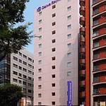 Hotel facade photo