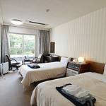 Guestroom photo