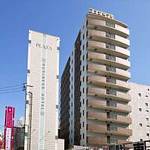 Hotel facade photo