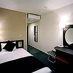 Guestroom photo