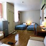Guestroom photo